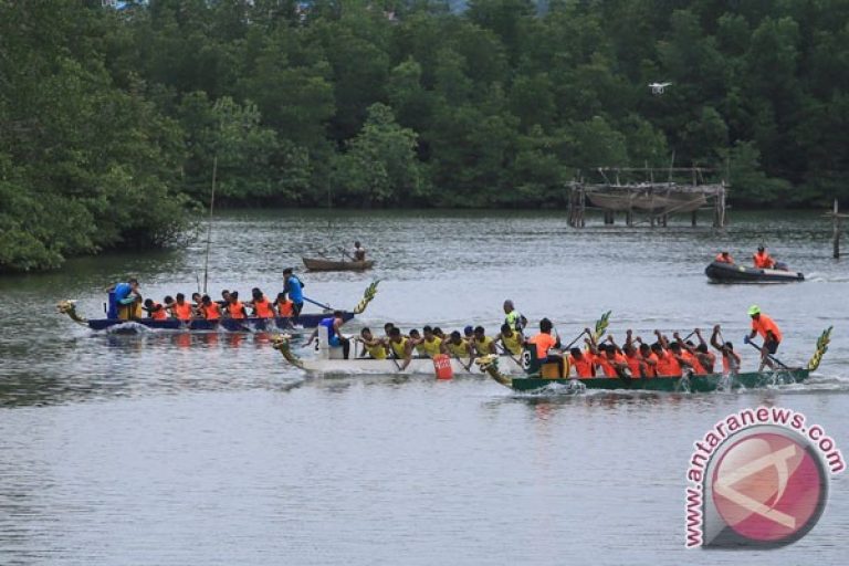 20161024antarafoto-dragon-boat-race-tanjungpinang-231016-mnk-1